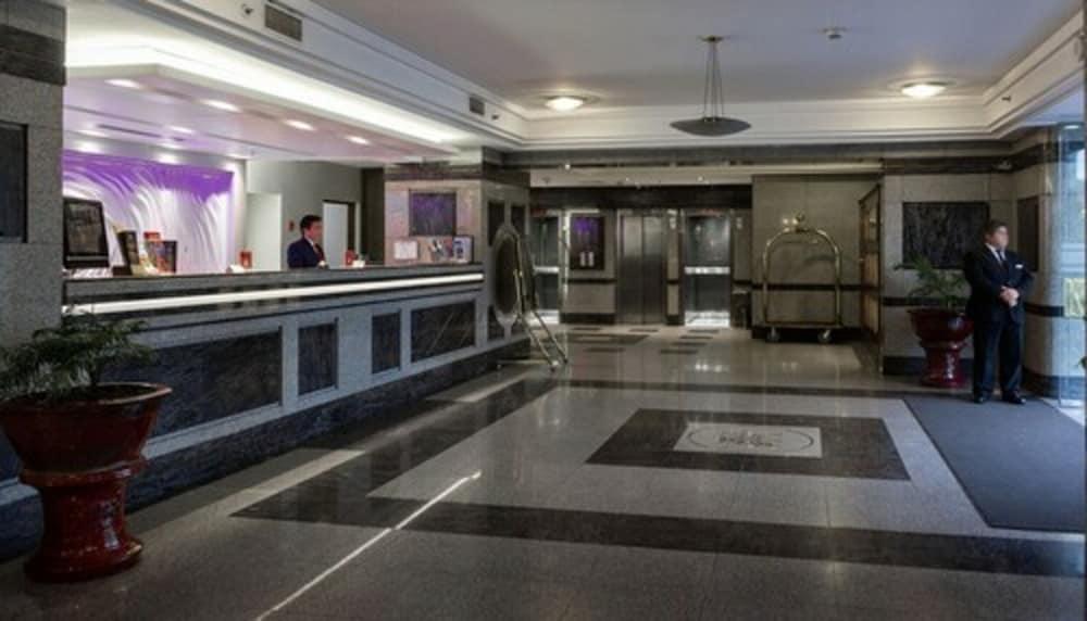 Wyndham Garden Santiago Kennedy Hotel Exterior photo