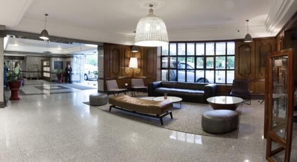Wyndham Garden Santiago Kennedy Hotel Exterior photo